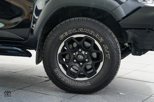 2018 Toyota HILUX Rugged image 20