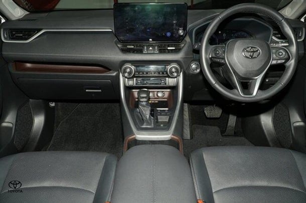 2023 Toyota RAV4 Hybrid Cruiser 2WD image 5