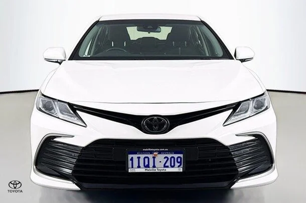 2023 Toyota Camry Ascent image 2