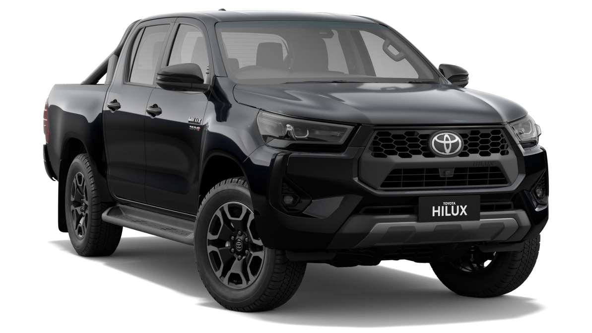 2025 Toyota Hilux 4x4 SR5 48V Double-Cab Pick-Up image 1