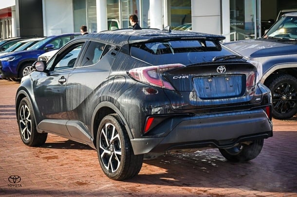 2017 Toyota C-HR L3 image 3