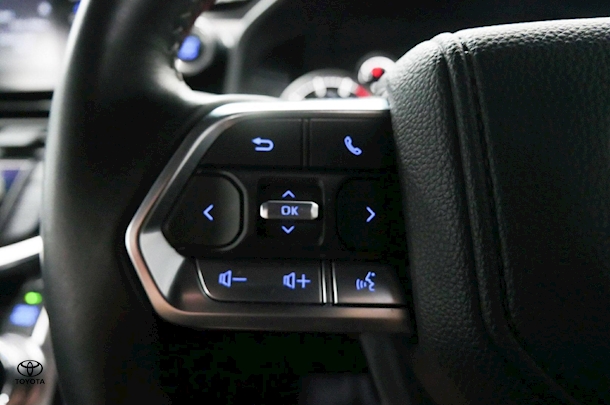 2024 Toyota Landcruiser GX image 18