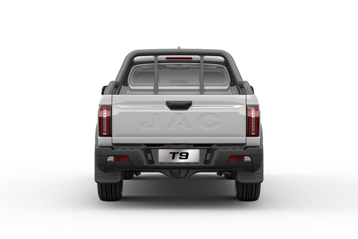2024 JAC T9 Oasis Auto 4x4 Double Cab image 3