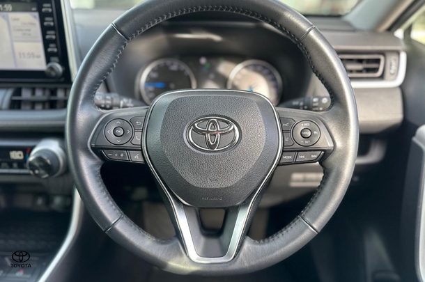 2022 Toyota RAV4 HYBRID GX AWD image 10