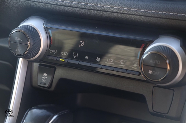 2021 Toyota RAV4 GXL-2WD image 21