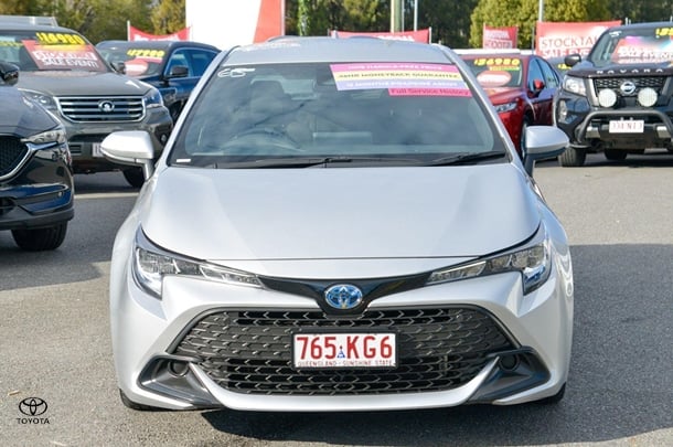 2024 Toyota Corolla Hatch Hybrid Ascent Sport image 3