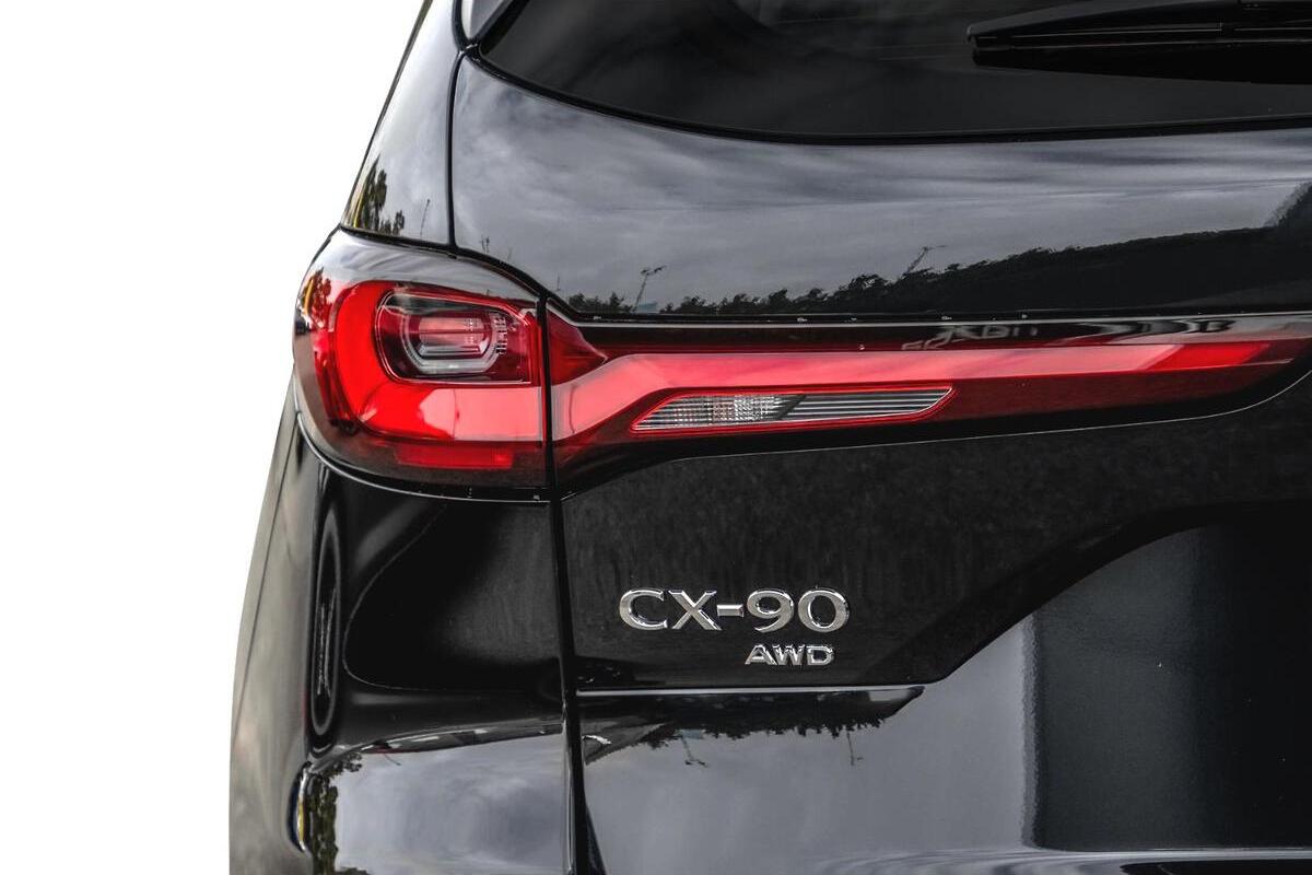 2024 Mazda CX-90 G50e Touring KK Auto i-ACTIV AWD image 5