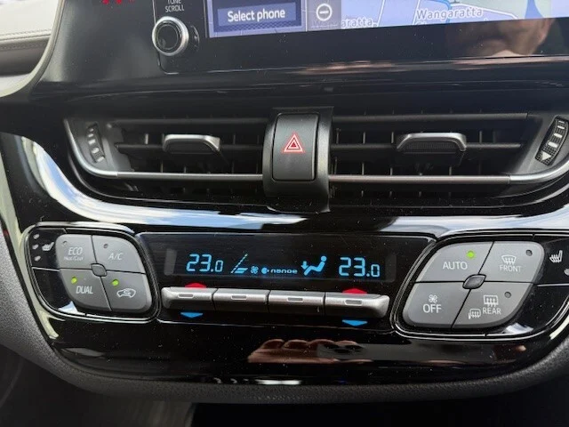 2022 Toyota C-HR Koba AWD image 21