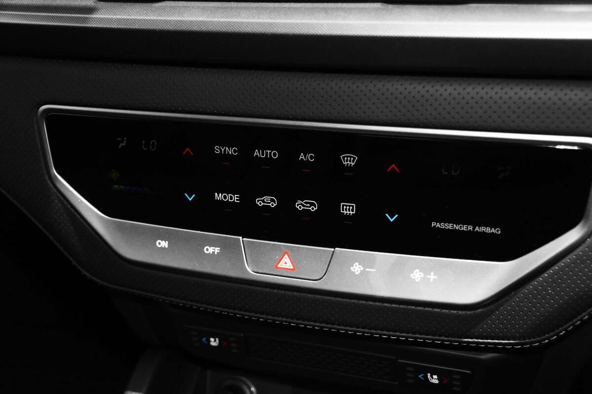 2024 SsangYong Musso Ultimate Luxury Auto 4x4 MY24 image 18