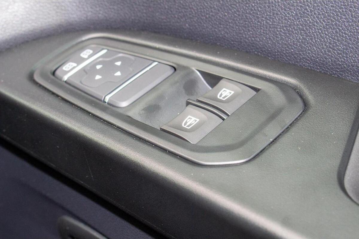 2024 Renault Trafic Pro LWB Auto MY24 image 16