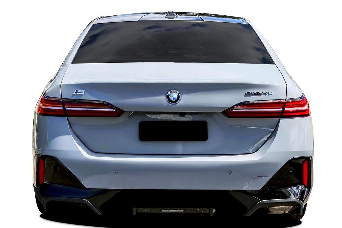 2024 BMW i5 eDrive40 M Sport G60 Auto image 3