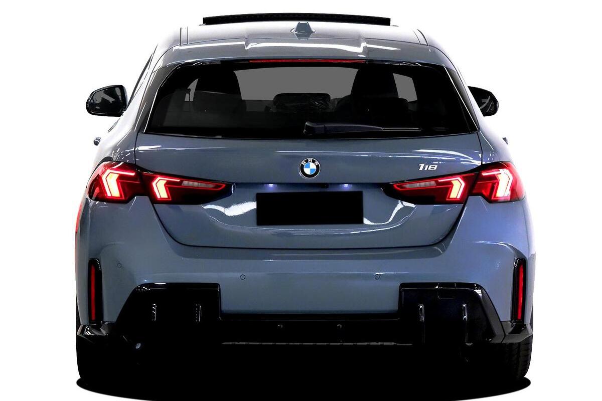 2025 BMW 1 Series 118 M Sport F70 Auto image 3