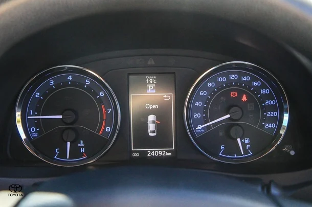 2017 Toyota Corolla Sedan Ascent image 15