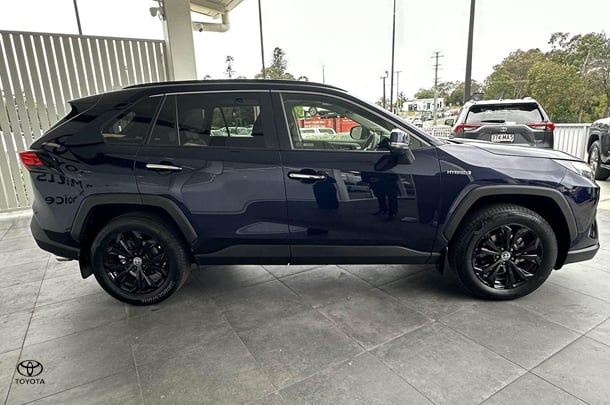 2023 Toyota Rav4 Hybrid Cruiser-AWD image 4