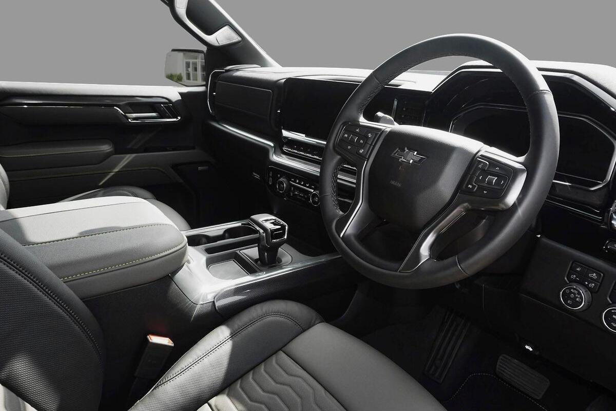 2025 Chevrolet Silverado 1500 ZR2 W/Tech Pack Auto 4x4 MY24 image 6