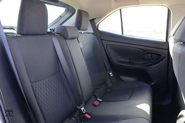 2022 Toyota Yaris Cross Hybrid GX image 21