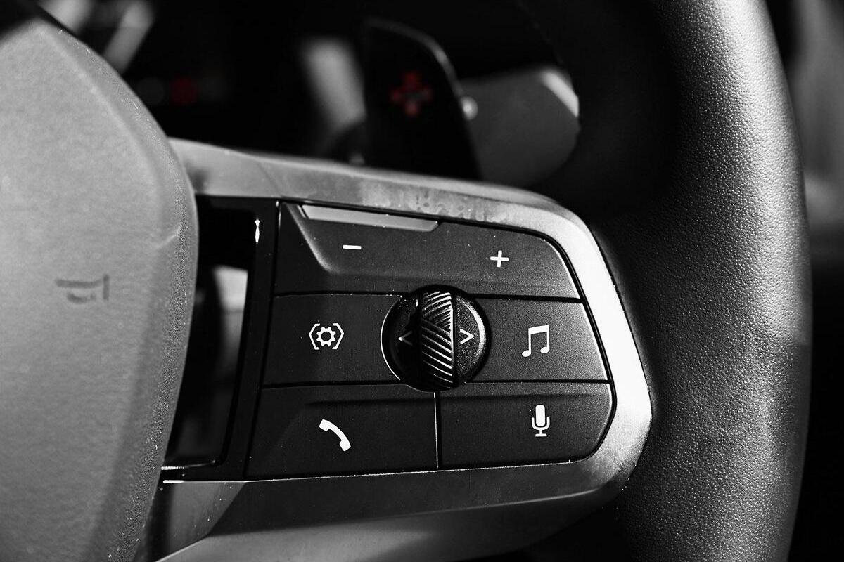 2025 BMW X2 M35i xDrive U10 Auto AWD image 10