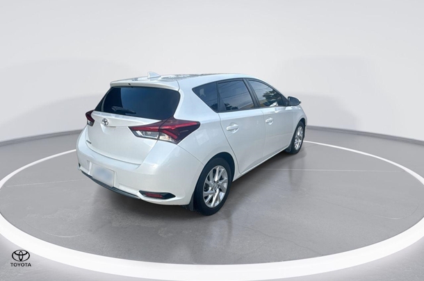 2016 Toyota Corolla Ascent Sport image 8