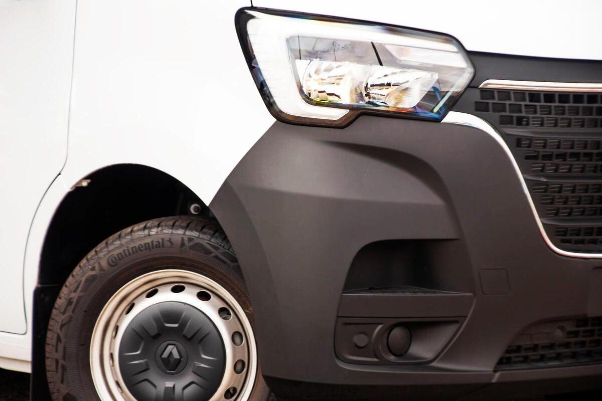 2025 Renault Master Pro 110kW LWB Auto MY25 image 7