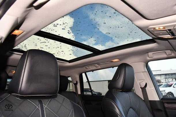 2022 Toyota Kluger Hybrid Grande image 14