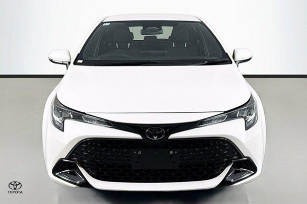 2022 Toyota Corolla Ascent Sport image 2