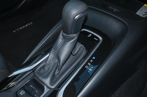 2021 TOYOTA Corolla Sedan SX image 37
