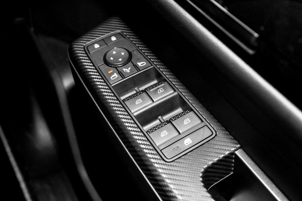 2024 Mitsubishi Triton GSR MV Auto 4X4 MY24.5 Double Cab image 17