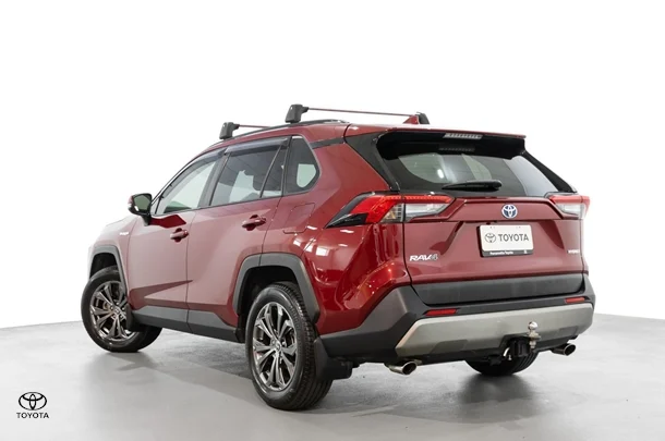 2022 Toyota RAV4 Hybrid GXL-2WD image 5