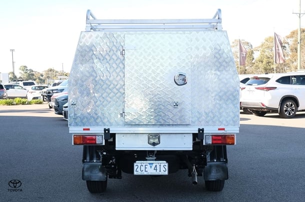 2021 Toyota Hilux 4x2 Workmate image 4