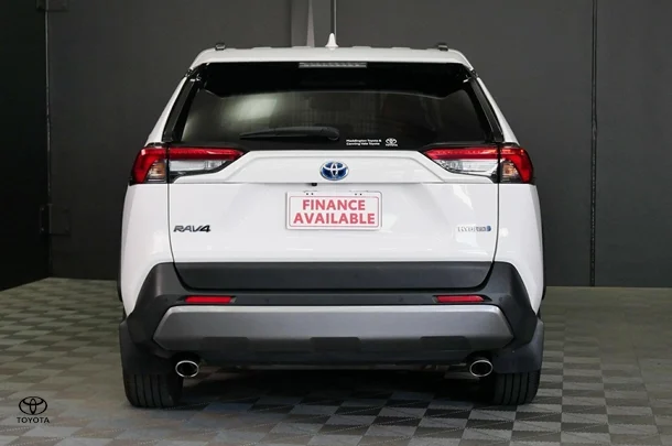 2020 Toyota RAV4 Hybrid GXL-2WD image 5