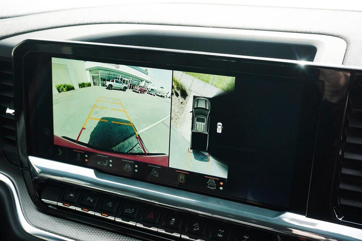 2025 Chevrolet Silverado 1500 ZR2 W/Tech Pack Auto 4x4 MY24 image 12