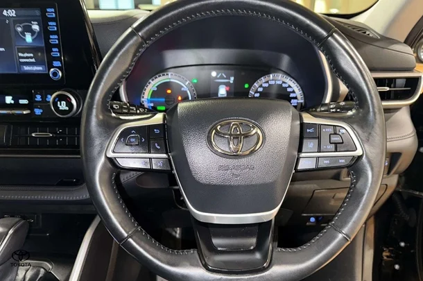 2021 Toyota Kluger Hybrid GX AWD image 18