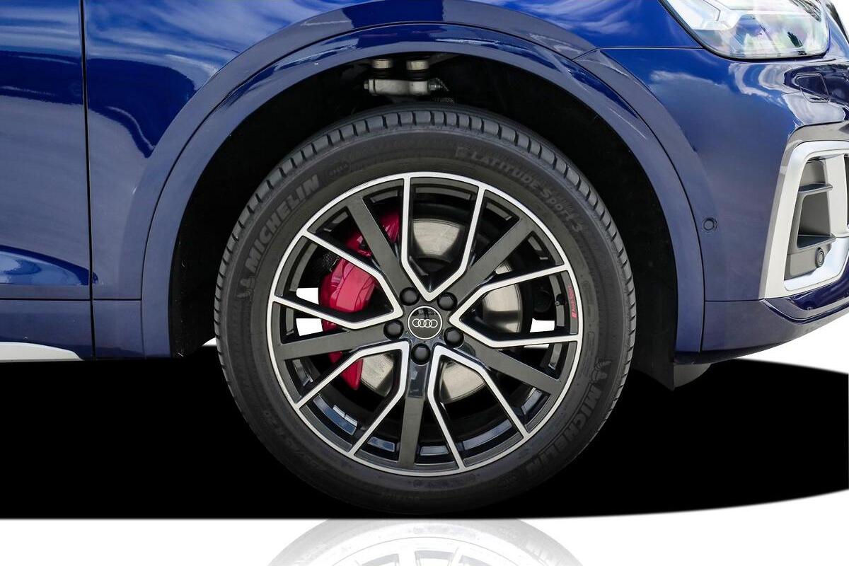 2025 Audi Q5 55 TFSI e S Line Auto quattro ultra MY25 image 17