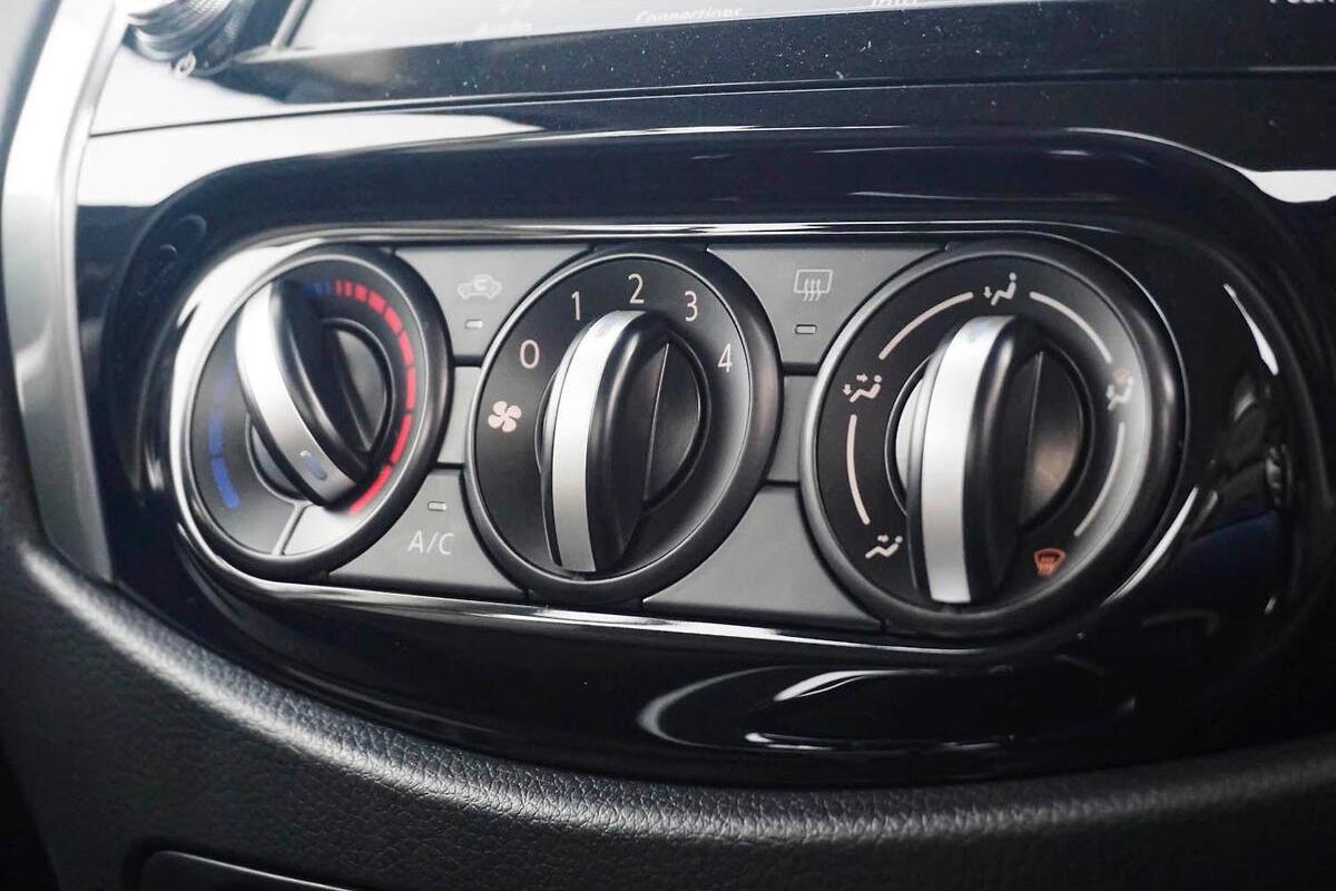 2024 Nissan Navara SL Warrior D23 Auto 4x4 MY24 Dual Cab image 18