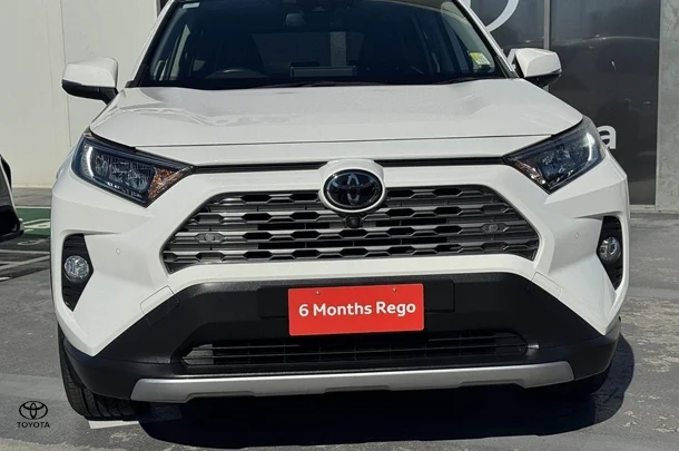 2021 Toyota RAV4 Cruiser 2WD image 3
