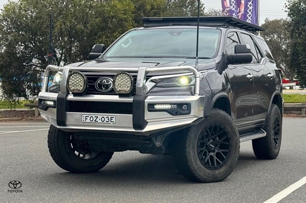 2020 Toyota FORTUNER Crusade image 6
