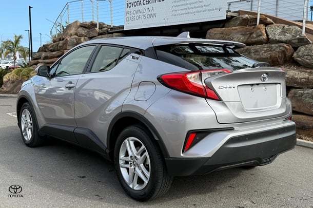 2023 Toyota C-HR GXL-2WD image 4