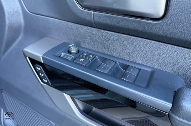 2024 Toyota Tundra Limited image 14