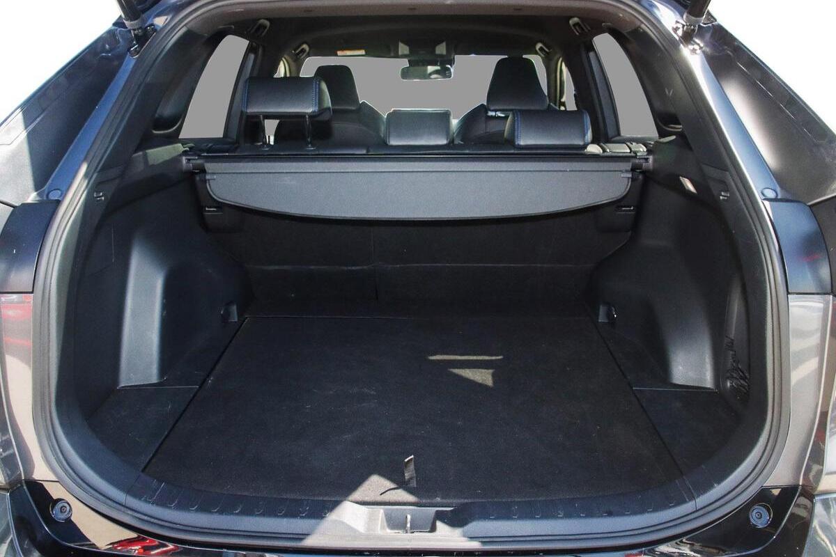 2024 Toyota RAV4 XSE Auto eFour image 9