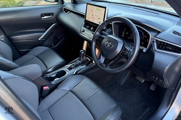 2023 Toyota Corolla Cross Hybrid GXL image 7