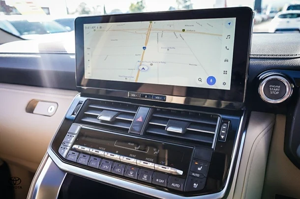 2025 Toyota Landcruiser VX image 23