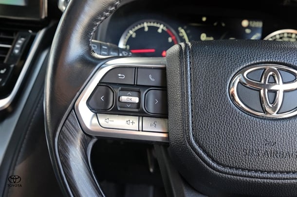 2024 Toyota LANDCRUISER GR-S image 15