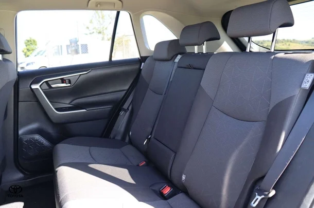 2023 Toyota RAV4 Hybrid GXL AWD image 23