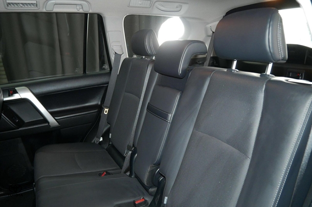 2023 Toyota Prado VX image 20