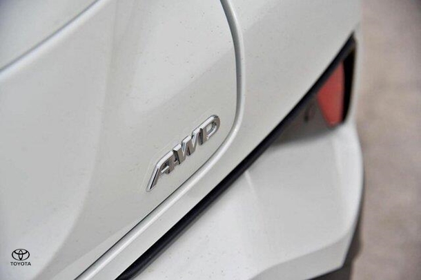 2021 Toyota C-HR Koba AWD image 19