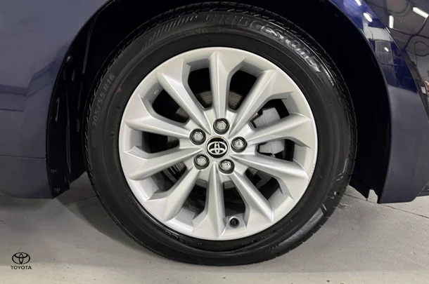 2022 Toyota Corolla Sedan Hybrid Ascent Sport image 5