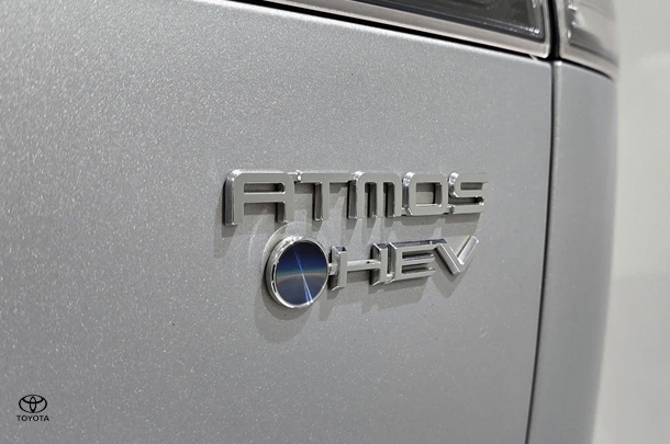 2024 Toyota Corolla Cross Hybrid Atmos 2WD image 9