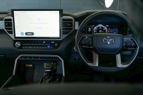 2023 Toyota Tundra Limited image 10