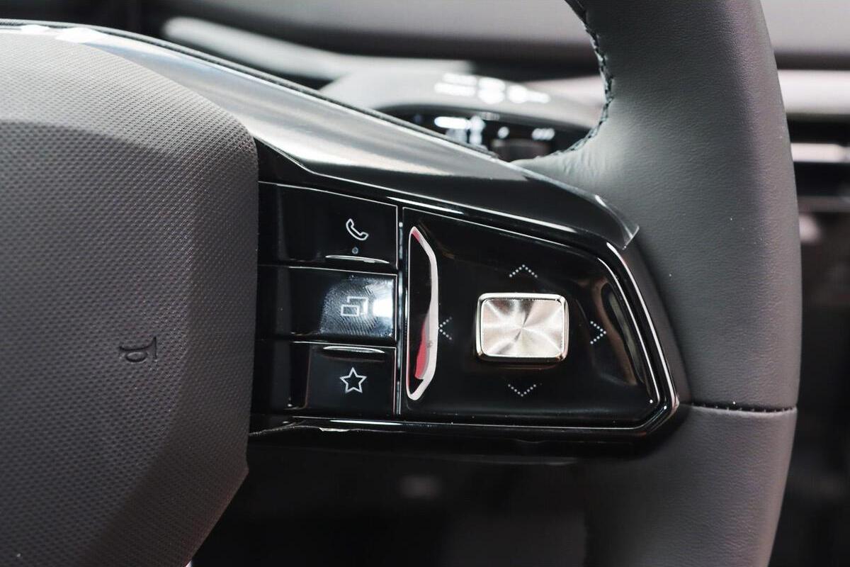 2024 MG MG4 XPOWER Auto AWD MY24 image 13