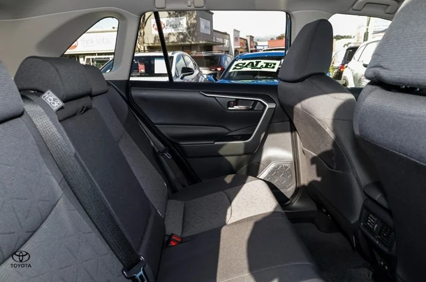 2022 Toyota Rav4 Hybrid GXL AWD image 9